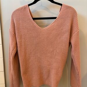 V-Neck Women's Chunky Knit Sweater - Dusty Rose size Medium